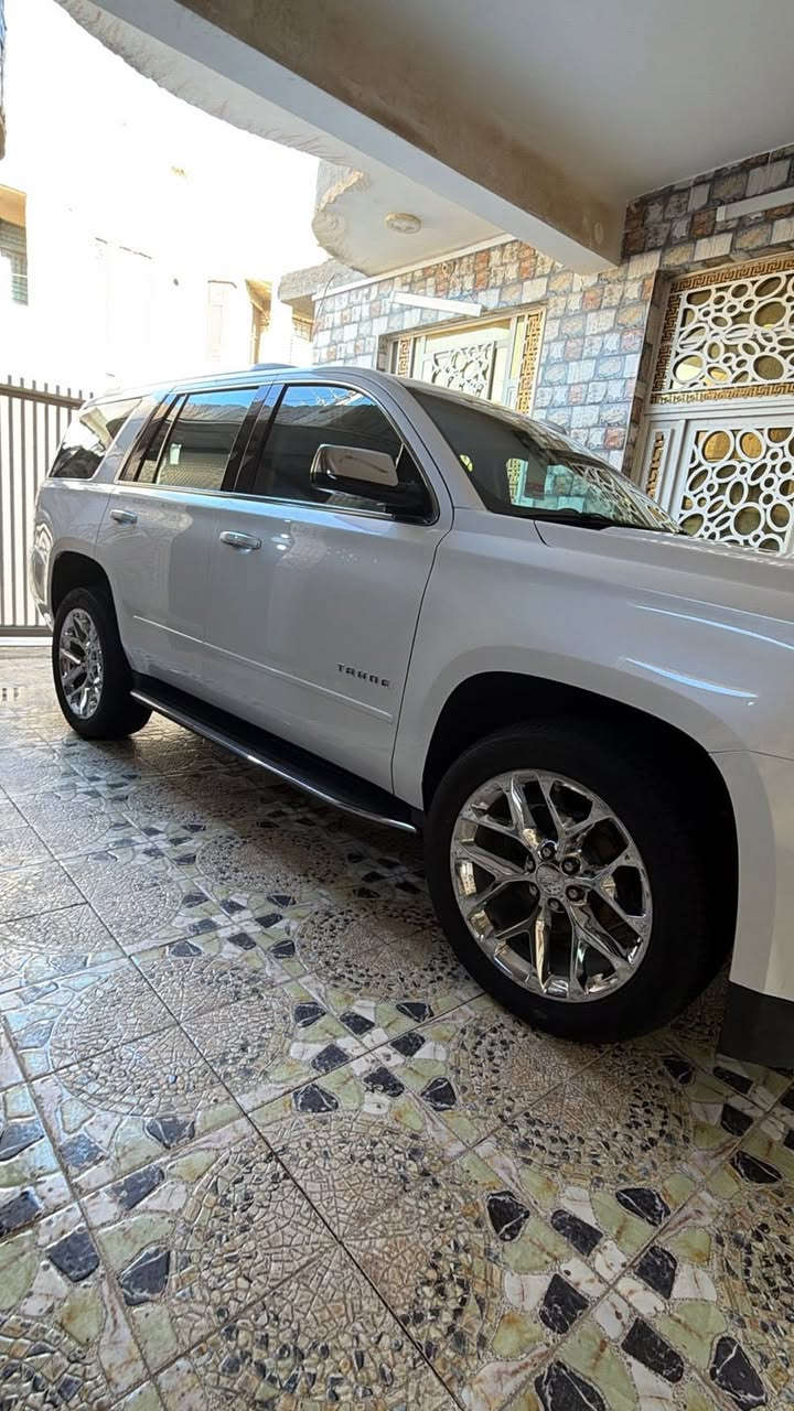 السلام عليكم تاهو خليجيه وكالة المنصور موديل 2020مواصفات ابريمير مكفوله كفاله عامه ماشيه 140 كم السعر 410 مكان السياره ذي قار قضاءالشطره ***********
