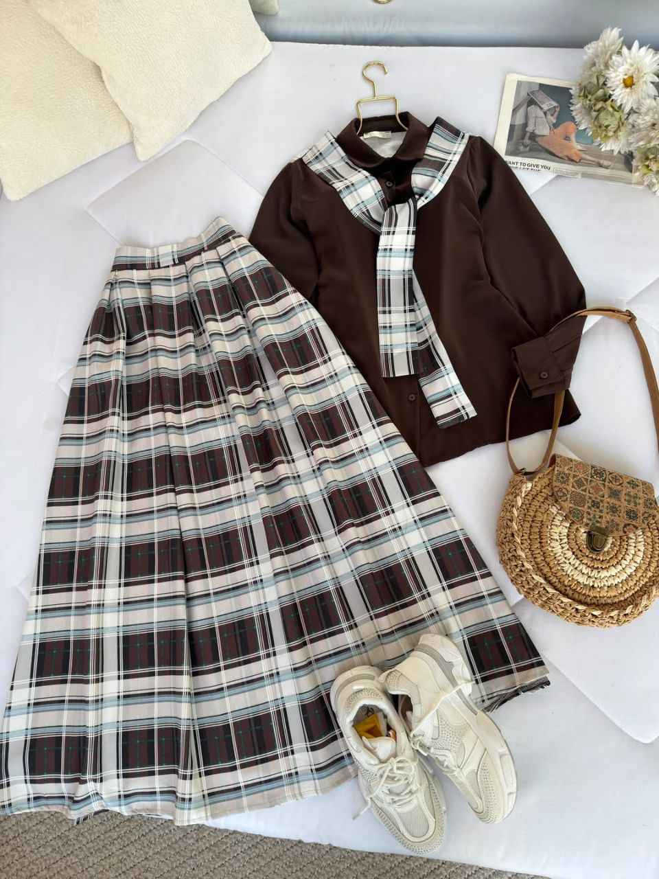 آن هہ‌‏ذآ لرزقنآ مـآ لهہ‌‏ مـن نفآد 🧿✨

لسنا الوحيدون لكننا المميزون 👌

اجمل الماركات العالميه 🇹🇷 ـــ🇮🇹  

طقم قطعتين شي نازك 😉
قميص + تنوره  

قميص دابل تركي 🇹🇷🦋
تنوره كاروهات، 💕👌🏼

طول التنوره ١٠٠ سم 
طول القميص ٧٥ سم 
القياسات 38/ 48

السعر ٣٥ الف
توصيل5 الاف بغداد, العراق


**إذا كنت صاحب هذا الإعلان وتريد حذفه لأي سبب، رجاءا أرسل رسالة إلى الدعم الفني**