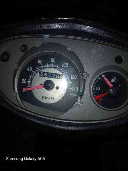 أسلام عليكم أخوان هاي الدراجه اشتريته صار ٣ أشهر الله شاهد ومو مستعمله بس شغلاتي الخاصه ومامحتاجه ادراجه اشتريته رنبه من الحريه وسعره موجود بلمكاتبه وشوفونه بس الدراجه جديده ابمعنه الكلمه الله شاهد كامله من كلشي  (***********) بغداد
