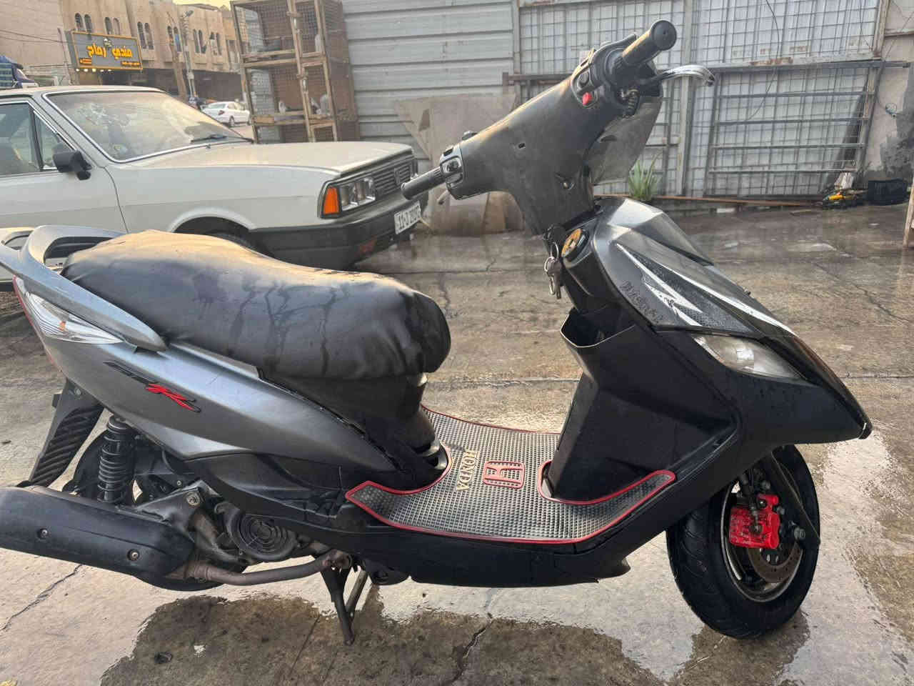 سلام عليكم
دراجة ماكس ثعلب 140 للبيع كفالة عامة مكينة جديدة نكرة سلف  كهربائيات كلها شغالة سعر 400 الرقم ***********
