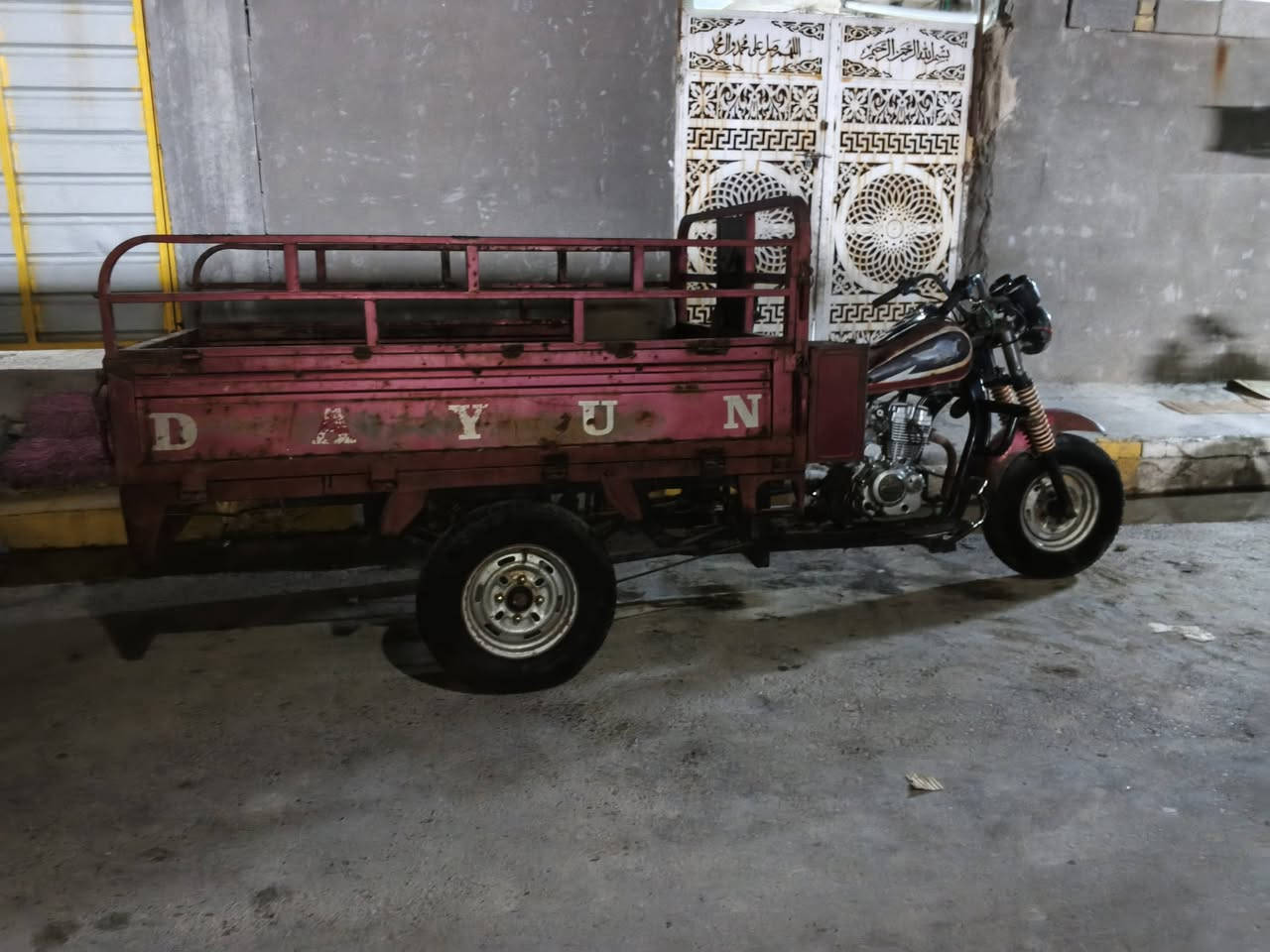 سلام عليكم ستوته ديوان موديل 2016اوراق اصولي كمرك تخم تاير جديد ضيفيره وكهربيات كلها شغاله وجدد نكره سلف بدي مابي خياس طسه مابيها دبلات خلفيه 4 مكينه جديده ناعه لا تبخير ولا نضوح ولا صوت عوزها كشن وصفحيات فقط كله جديده بيها سعر 850وبيها مجال حك جيه مكان بغداد حي نصر ***********متواجد وساب وعل خط
