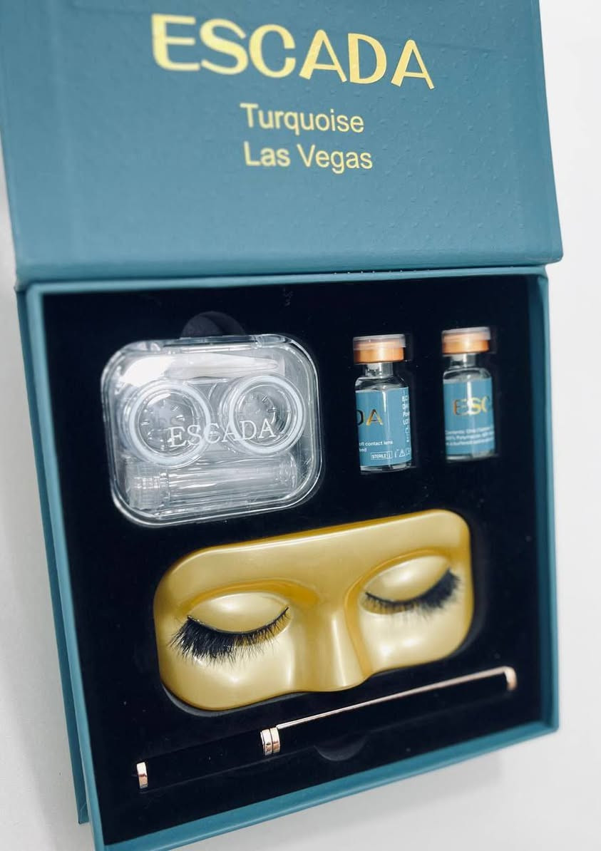 بكج عدسات اسكادا 
طبيه طبيه طبيه وسنويه 😍
عدسات خفیفه موسعه للعین تناسب جمیع انواع العیون 
لا تسبب اي تحسس ذلك سبب خاصيتها المطوره التي
 تسمح بمرور الهواء للعين كما تاخذ شكل العين المحتويات
رموش طبيعيه + عدسات  ألوانهم واضحه 😍 + ايلاينر+حافظه ايلاينر
الشعر خاص


**إذا كنت صاحب هذا الإعلان وتريد حذفه لأي سبب، رجاءا أرسل رسالة إلى الدعم الفني**