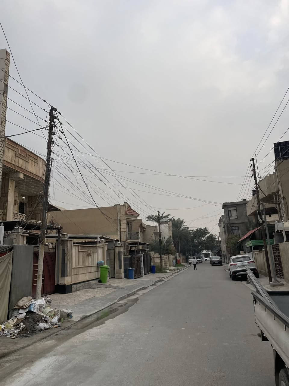 � فرصة ذهبية 
 #للبيع  بيت  بموقع جدا مميز في قلب  #السيدية 🔥
📍الموقع البيت : مربع الضباط خلف شارع الكويتي                

#لمعرفة #السعر #الرقم ( 2 ) #سأتي #السعر #مباشره

🏡 تفاصيل العقار:

 • المساحة: 125 م²
 • الواجهة: 5 م
 • النزال: 25 م

✨ التقسيم الداخلي:
الطابق الأول: صالة   + مطبخ + حمام + غرفة نوم 
الطابق الثاني: 2 غرفة نوم  +حمام  
الطابق الثالث: بيتونه            

📞 للتواصل: *********** (اتصال أو واتساب)

🏢 مكتب برج الياقوت للتطوير العقاري
📍 السيدية – شارع مركز الشرطة، بجوار صيدلية وصال شوقي، مدخل شارع أبو النخيل
