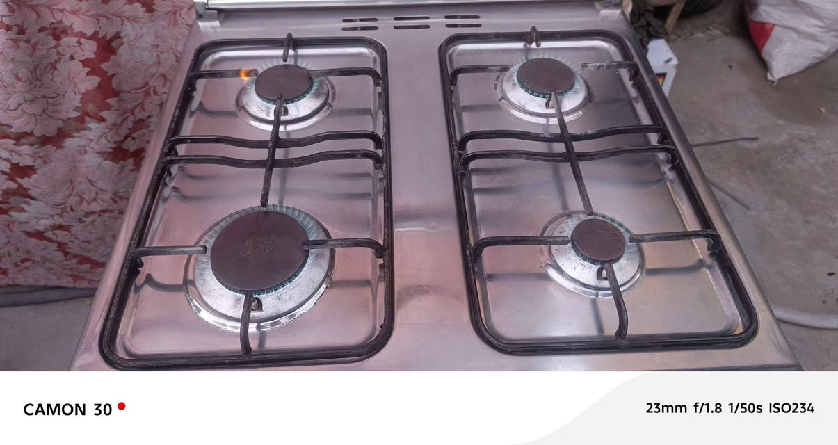 السلام عليكم طباخ فريش مصري اربع مشاعل نارة زركة شرط الفحص نضيف كلش حتة جداحتة تشتغل مابي اي نقص السعر 85 وبي مجال للشراي العنوان كربلاء حي المهندسين مال حي العسكري قرب كهربائيات النبراس *********** كربلاء, العراق
