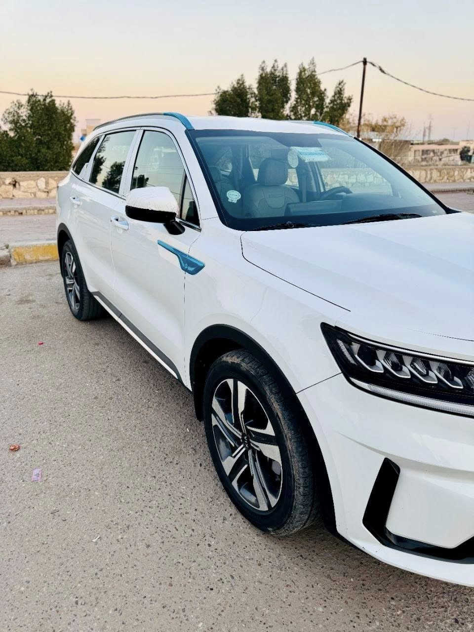 السلام عليكم 
كيا سورنتو 2021 خليجي
ماشية 80 الف رقم بغداد الدولي بأسمي
⚙️ المحرك: 6 سلندر
▪️كشنات جلد 
▪️ كير ماوس 
▪️ سايد بريك دكمة
▪️ ٧ راكب ٣ قطع تبريد
▪️بردات خلفية 
▪️جنطة كهرباء 
▪️تشغيل عن بعد
▪️بيه بارد موضح بالصور والسونار
السعر 265
للاستفسار ***********
▪️مكان السيارة ميسان العمارة
