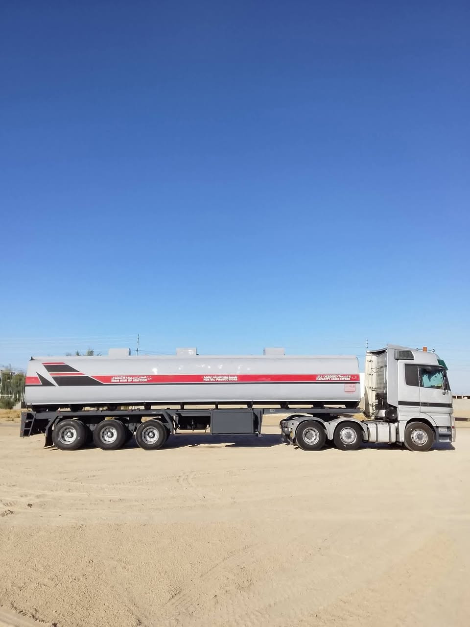 الفنيه 2002 حموله 42. اسود38 تخم تأير مانقصها شي ...سعر 4
***********
