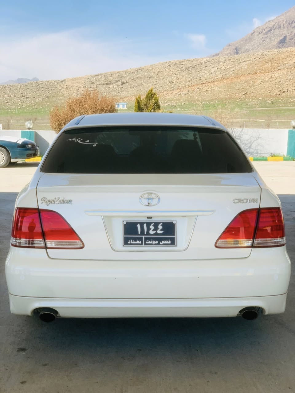 سەرەتا بە ناوی خوای گەورە 
سلاو لە ئەدمین
شاهینە براوە 
٢٠٠٥ کامل مەسرەف 
١٨٢ بی دوکەل
١٣٨ km
ناوزەرد دووگمە
کامیرە
بیلات سپۆرتی یابانە چوار تاییەو ویلی لۆکی لەسەرە
ژم***********ل
