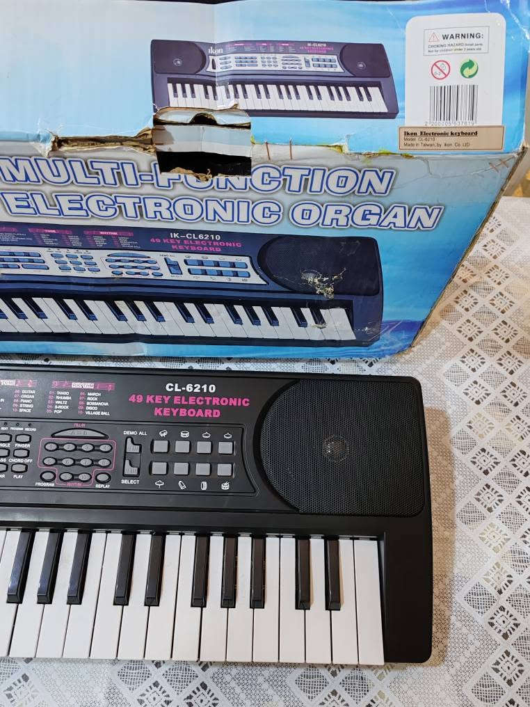 أورك تعليمي للاطفال ماركة آيكون صناعة في تايوان  ٤٩  مفتاح
ikon  CL-6210
Made  in Taiwan
جديد بالكارتونة غير مستخدم
يعمل بالمحولة والبطاريات حجم قلم
السعر  50  الف بغداد, العراق


**إذا كنت صاحب هذا الإعلان وتريد حذفه لأي سبب، رجاءا أرسل رسالة إلى الدعم الفني**