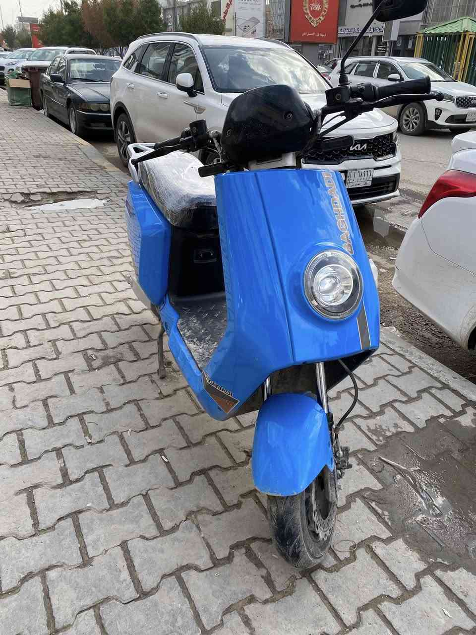 🔥 للبيع دراجة كهربائية بغداد
نظيفه كلش وتوكّل عالله
استعمال خفيف، ما بيها ولا شي
المشيه ممتازه وكلشي شغّال 100%
تنفع توصيل وتنفع استعمال يومي
النجف  متوجد وتساب  ***********

