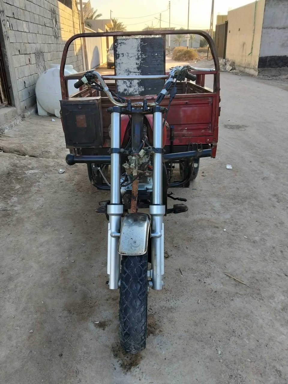 ستوته كربلائيه للبيع 2015 اوراق مكينه جديده مامفتوحه سدر جديد ستوه شاده تخم دبلات جديد الستوته كفاله من الشاصي   مليون و400 وبيها مجال بسيط ابو الخصيب ***********
