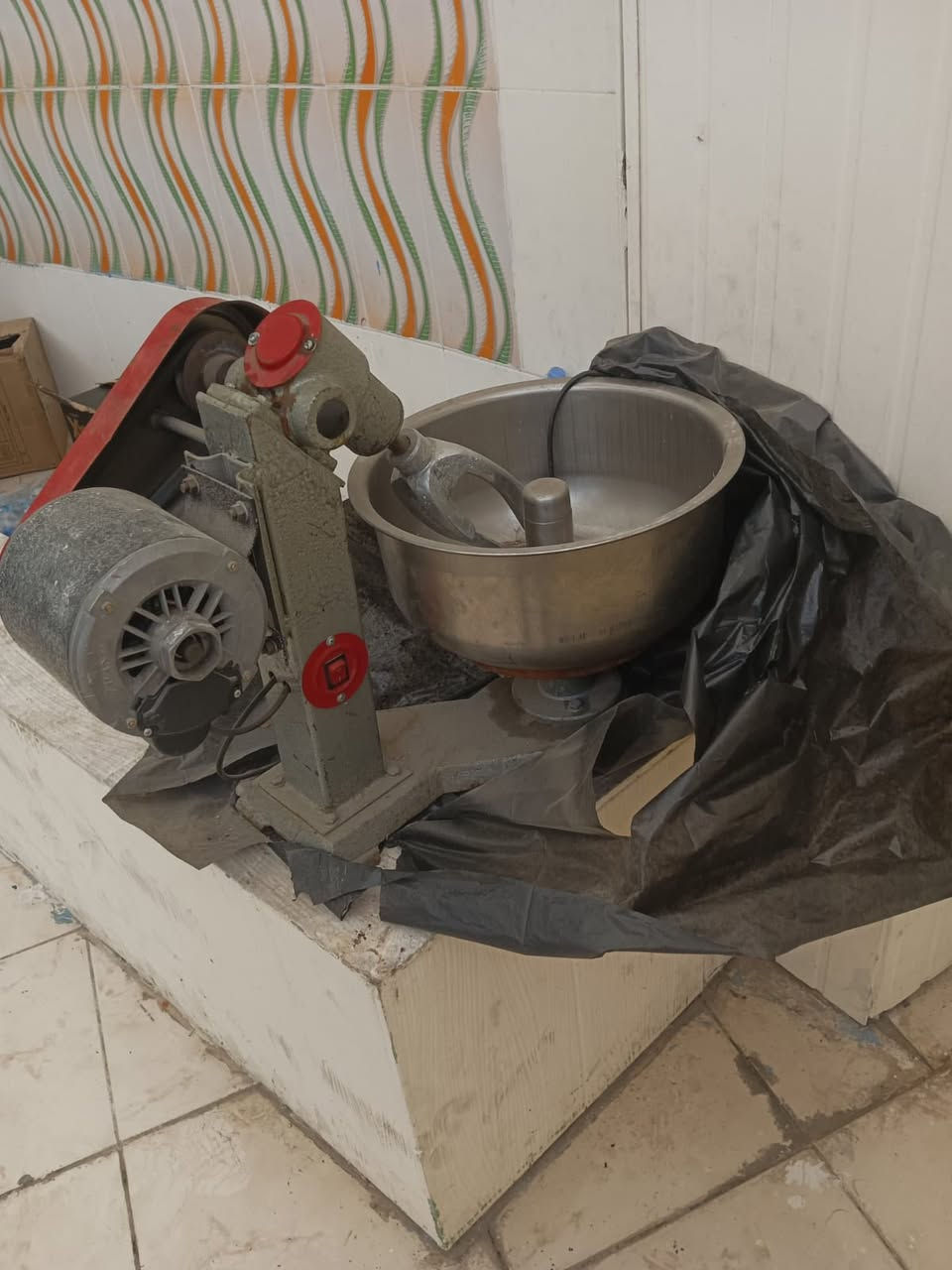 جهاز عجانه تفيد اهل المطاعم مستخدمه مره وحده ماخذيها ب250
رايديها 200 وبيها مجال بسيط


**إذا كنت صاحب هذا الإعلان وتريد حذفه لأي سبب، رجاءا أرسل رسالة إلى الدعم الفني**