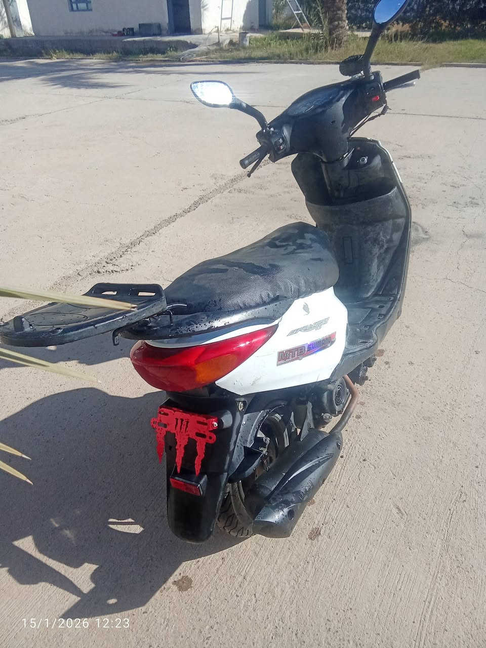 دراجة ابريز ياباني سرعته 140 نظيفه حيل ابي غريب النصر والسلام رقم الهاتف ***********
