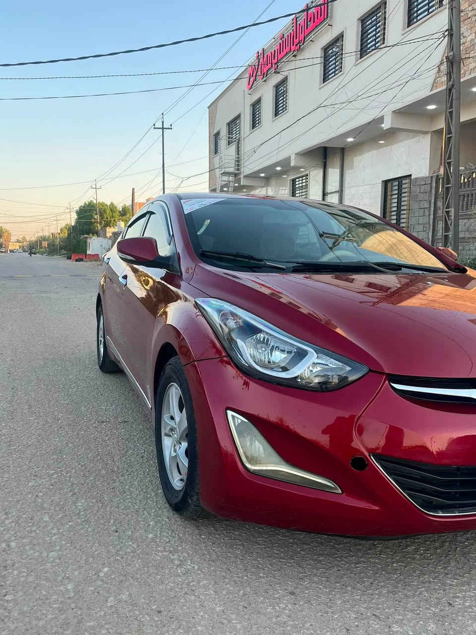 السلام عليكم
النترا موديل ٢٠١٦ رقم بغداد بسمي
وراد امريكي تبديل قطعتين بدون داخل وبيها رشات صبغ الباقي كير ومحرك ٢٠٠٠ دوش المرغوب خير من الله تبريد ثلج منضومه جديده حداديه جديده كامله السياره جاهزه للاخير  
السعر ٨٨$

***********
