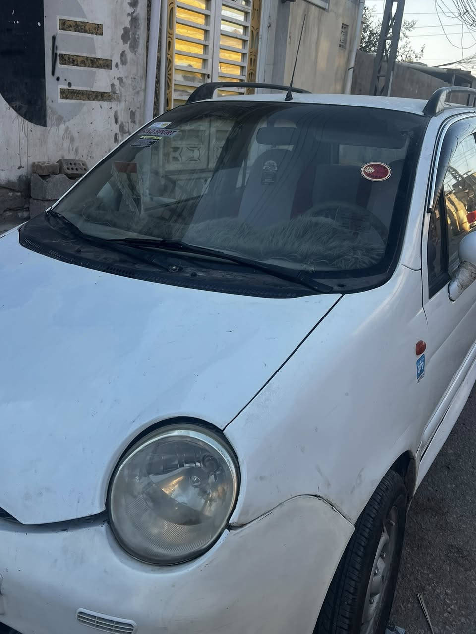 سيارة 🚙 كيوكيو نظيفة وتخبل موديل٢٠١٢ سعرها ٢٨ اداورها ثاني يوم رقمها نجف ومكاني نجف الشراي يتصل على هذه الرقم***********
