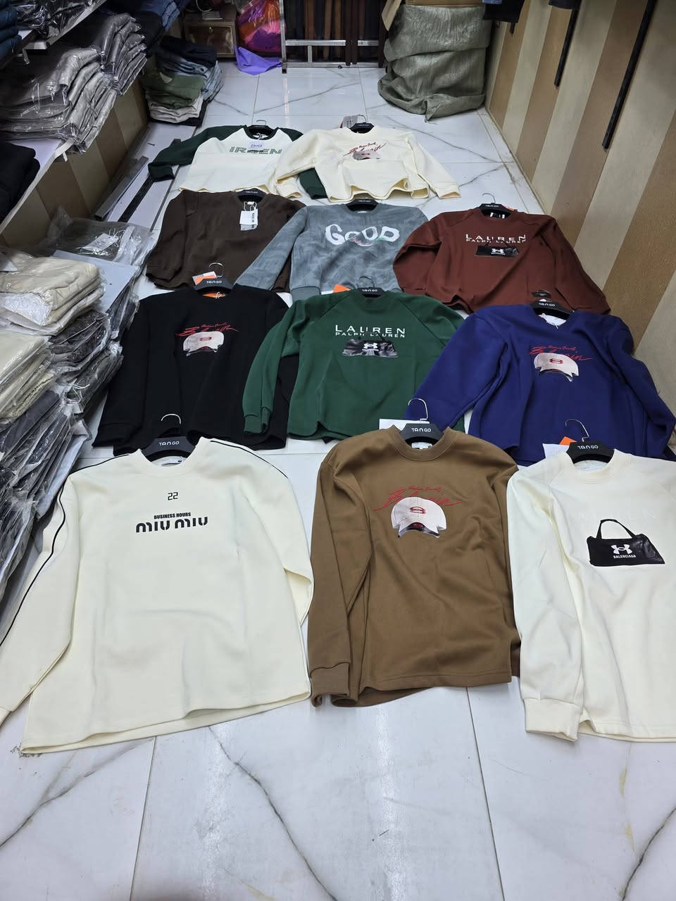 ازياء جواد الشمري ترحب بكم بدي ماستر وهاف السعرررررر القطعه 8000 الف قطعتين 15 الف عنوان المسيب السوق الكبير مقابيل صفاء الحبوبي جواد الشمري رقم الهاتف ***********
