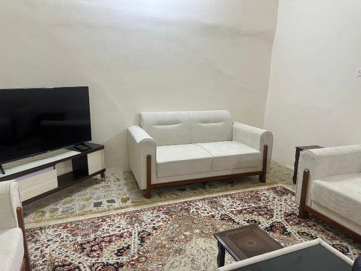 السلام عليكم تخم جديد للبيع نضافه ١٠٠٪ غير مستعمل فقط يومين سوايه نجار سعره مع طبله وسطيه 1,250 بيه مجال بسيط العنوان بغداد الزعفرانيه


**إذا كنت صاحب هذا الإعلان وتريد حذفه لأي سبب، رجاءا أرسل رسالة إلى الدعم الفني**