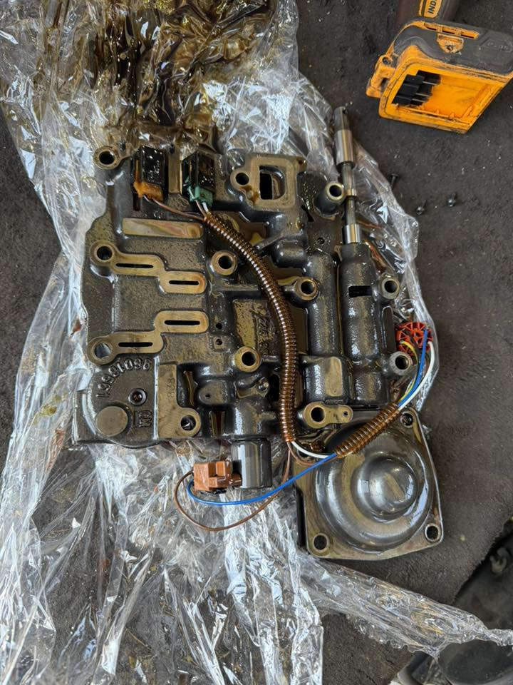 وصول أدوات حاويه موصل كوكجلي مجمع اسود الرافدين كراج الرايه يوجد توصيل لجميع المحافظات للتواصل الاتصال ع الرقم ***********
أو واتساب الصفحه
أدوات بزون موديل ٩٤ إلى ٢٠٠٢
