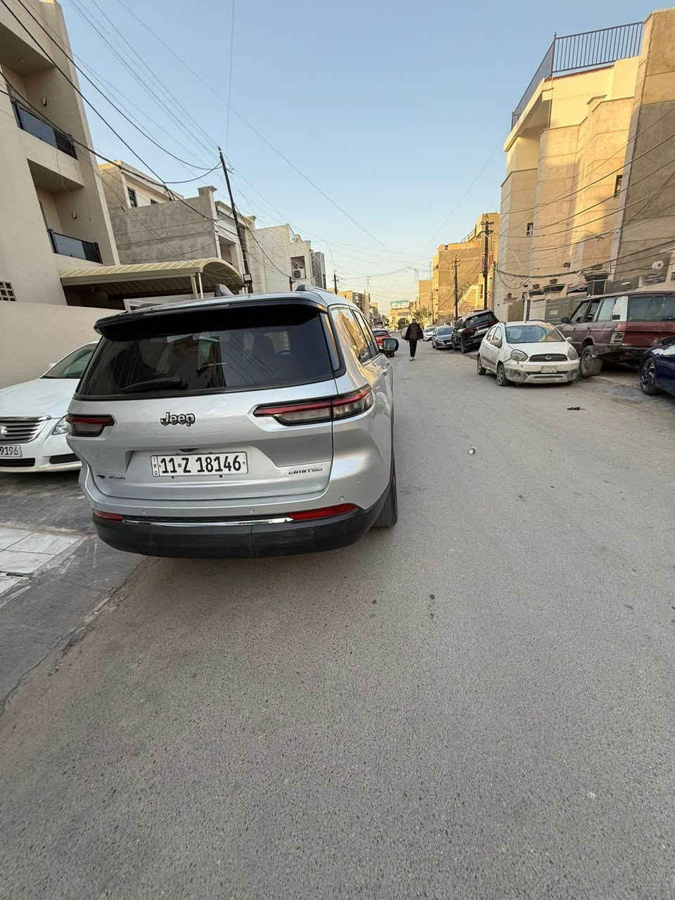جيب كراند شيروكي لمتد بدون فتحة 7 سبعةراكب ماشية49الف

المواصفات 

1-شاشه كبيره

2-كشنات جلد 

3-تبريد 4 قطع

4-فور ويل

5-تدفئه كشنات امامي

6-رادر خلفي

7-تحديد مسار

8-رادر امامي

9-دخول ذكي بصمه

10-كامره دواره

11-شاشه كيجات ديجتل

12-شفتات بالستيرن

13-حساسات خلفيه 

14-اَتو بريك توقف ذاتي

15-نقطه عمياء 

16-اشاير بالمري 

17-فول تحكم استيرن

18-نظام ملاحه 

19-كار بلي 

20-تشغيل عن بعد

21-خزن ميمري للمقاعد

22-لد نهار 

 4 انظمه قياده 

25-مكينه 3600

 

27- تدفئه استرين 

28- هيتر بل مري

29-بصمةوبصمة صندوك وابواب

وبعد بيها هوايه مواصفات

السياره حادثها كلش بسيط فقط  جاملغ خلفي  مع تبديل بنيد هنا بغداد 

رقم بغداد باسمي  تحويل مباشر

السعر  265$وبيها مجال 

موبايل ***********

مكاني بغداد

حي الغدير او زيونة بغداد, العراق
