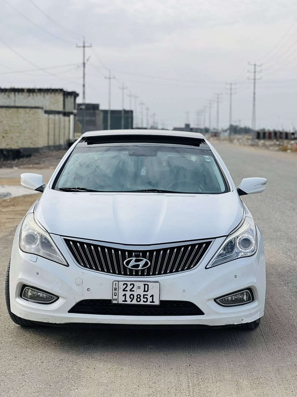 سياره هونداي ازيره موديل 14 رقم اربيل  تريد تحويل تريد وكاله السياره خليجي كفاله عامه عده بارد قليل في الباب خلف لصدر  كير ومكينه وحداديه كفاله ربع ماذب 
 عليه  مكان لسياره بابل محاويل #رقم الهاتف***********
$133
