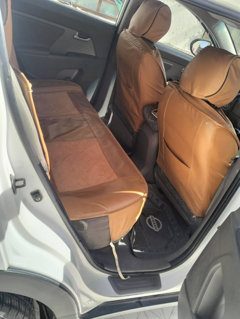 سلام عليكم سياره سبورتج للبيع موديل 2011 كفاله عامه رقم انكليزي ذي قار السعر 140 وبيه مجال ***********
