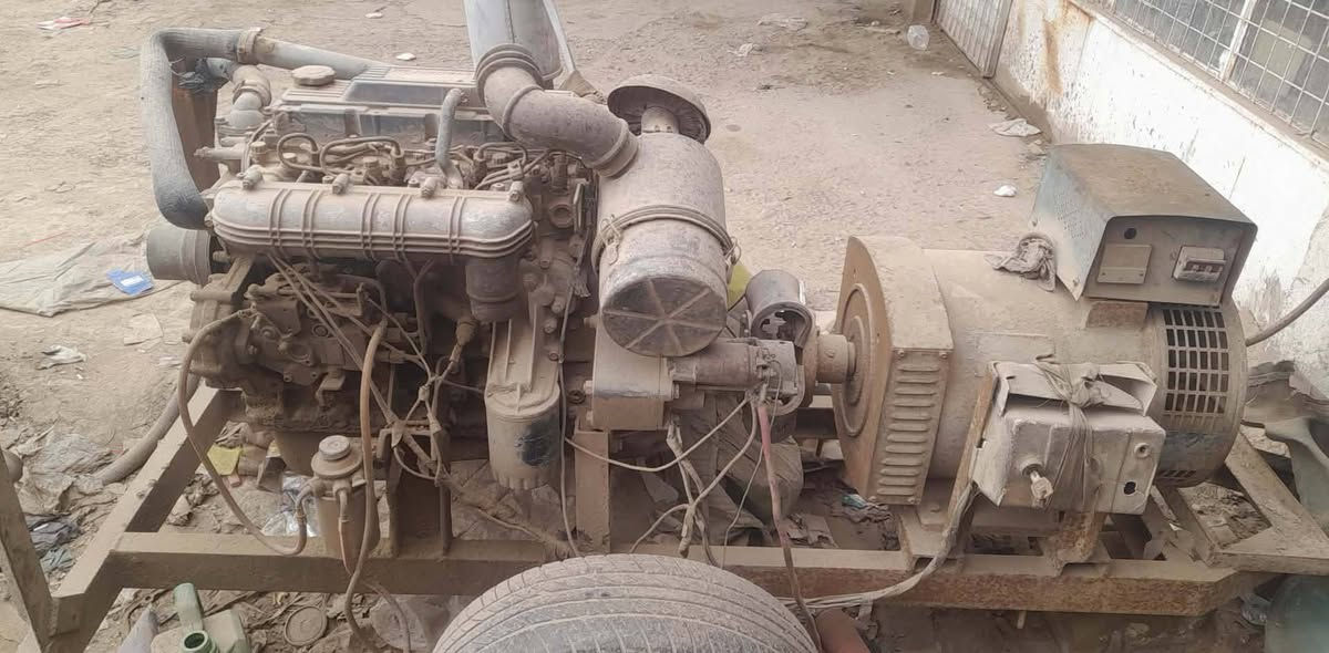 للبيع أو مراوس مولده كيا 2701  محرك شغال ونظيف وكذلك راس التوليد 30 KV شغال ونظيف تحتاج ترتيب فقط 
***********  واتساب موجود + اتصال
