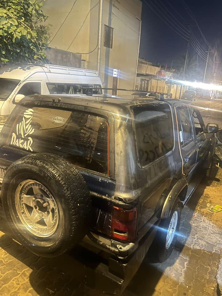 سياره سيرف فور چنر ياباني جيب موديل 1993 مكينه وگير ثنين ونص رقم واسط السياره باسمي سنويه بعد بيها سنتين مو منتهيه. السعر 27  مكاني بالبصره.  الرقم واتساب 
***********
