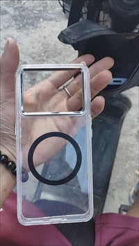 ريلمي جي تي ٣ • كفر شفاف اصلي • ازرار مرتفعة