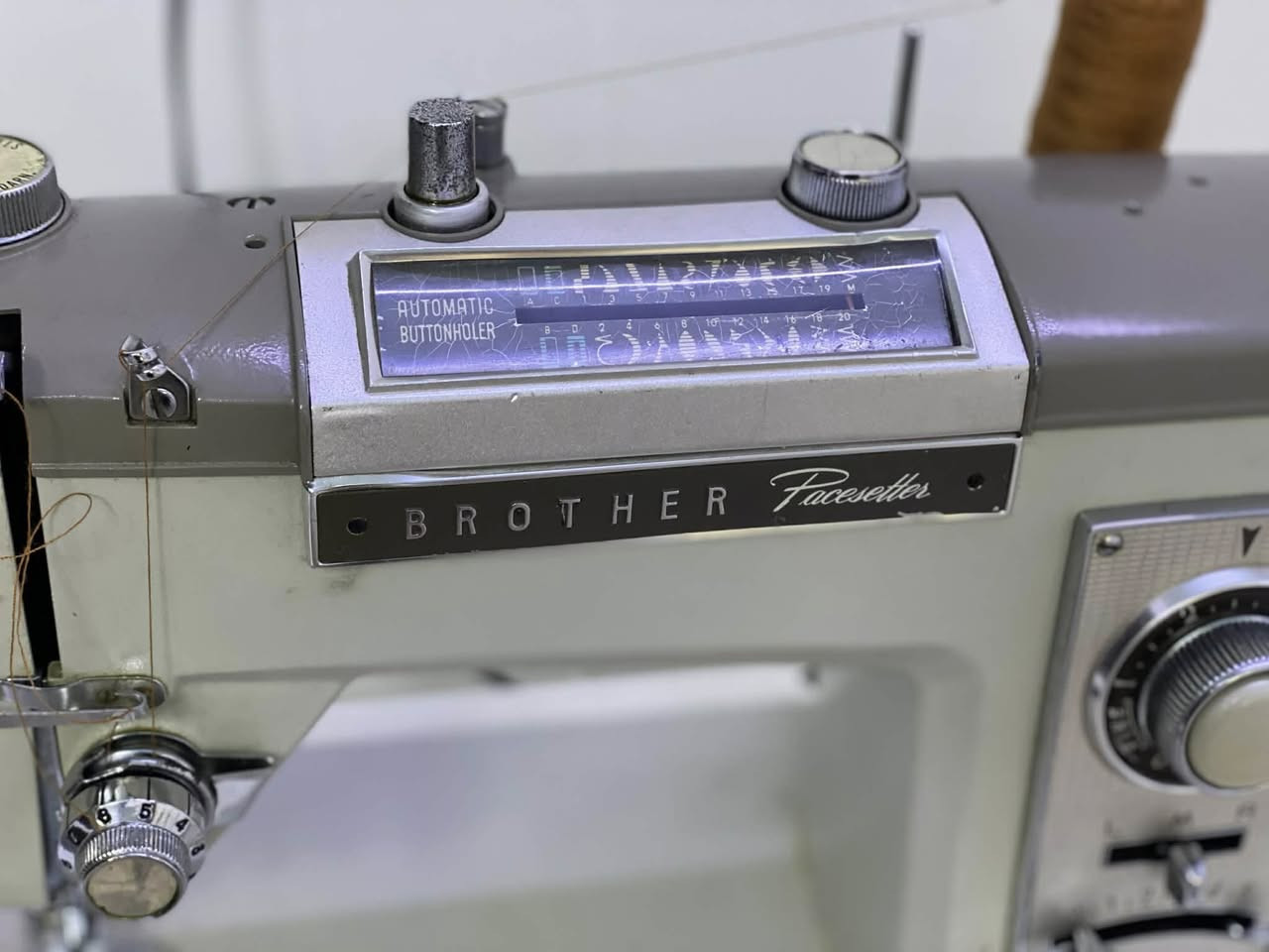 مەکینەیەکی چاکو بێعەیب  24نەخش تەنها110 هەزر ***********   ***********
