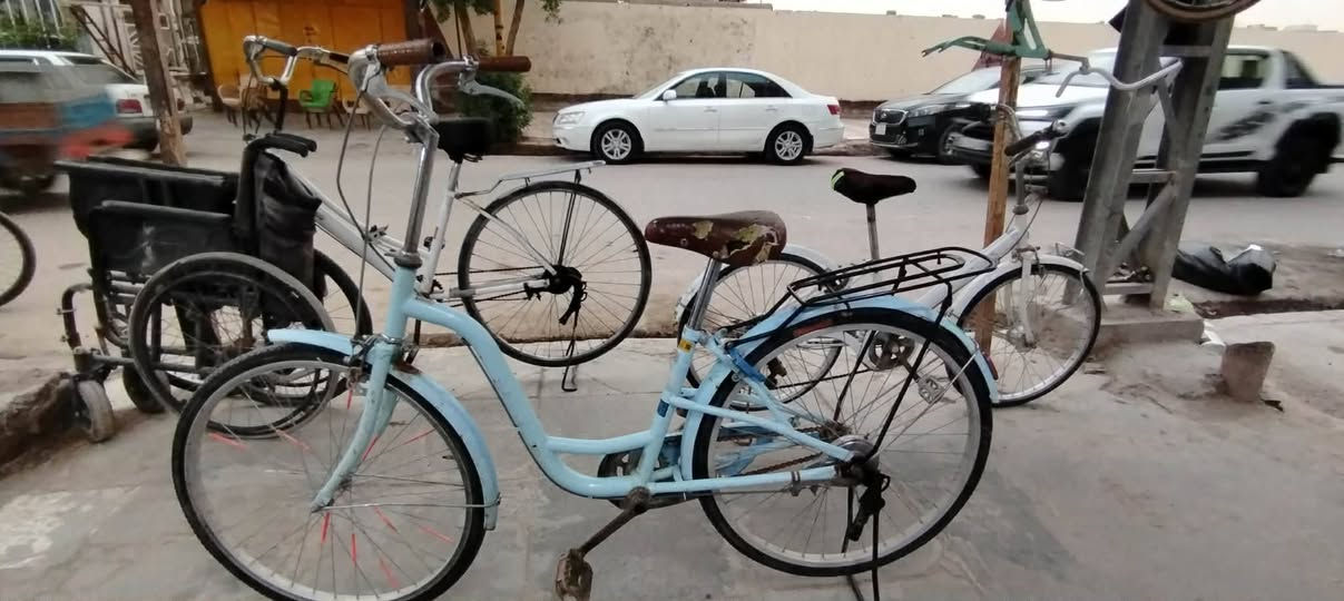 بايسكل حجم 24بالة ياباني نضيف السعر 85قفل 80 وللتواصل مراسلة الصفحه


**إذا كنت صاحب هذا الإعلان وتريد حذفه لأي سبب، رجاءا أرسل رسالة إلى الدعم الفني**