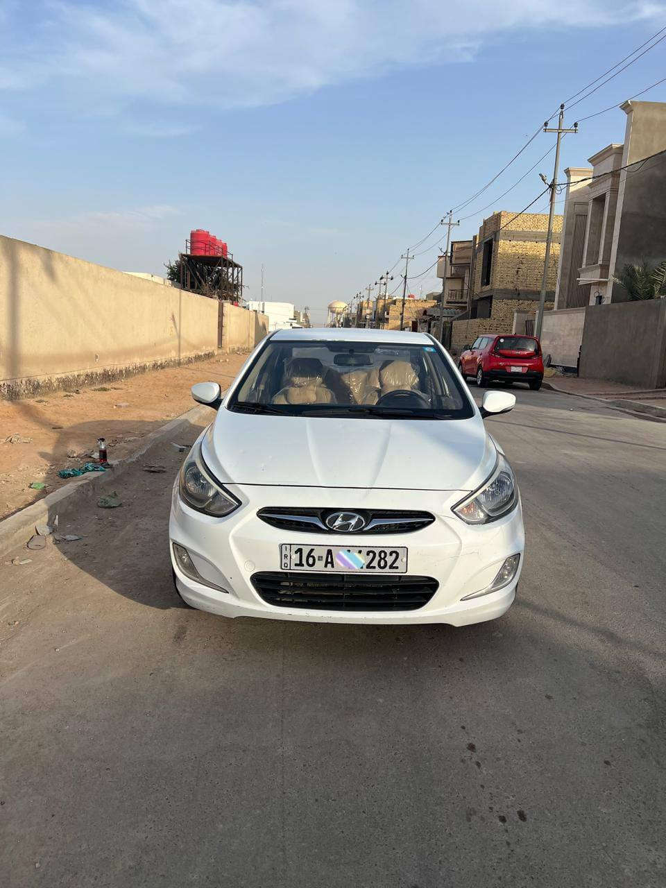 اكسنت للبيع موديل 2016 
كفاله عامه من كلشي 
او مراوس باكست صفرة رقم قادسية كير مكينه حداديه تبريد جاهزه من كلشي السيارة ***********
