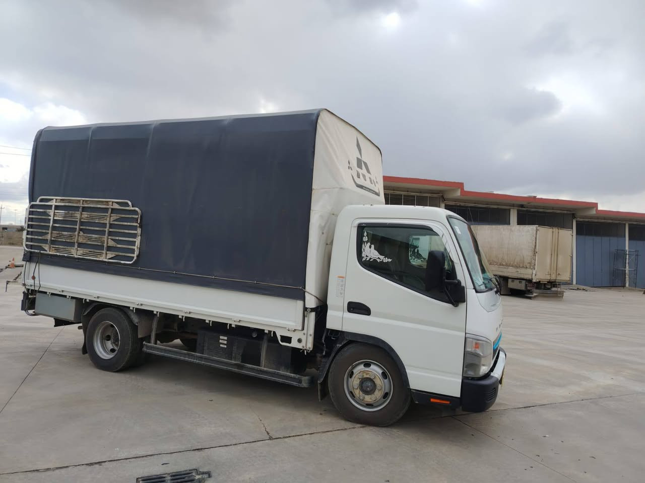 بسم الله كنتر موديل 2022 مكفول من كل شيء سنويه 2027هزه جديد وكلشي ما بيه تحويل مباشر رقم اربيل  الي ‏‪***********‬‏مو شراي لا يتعبنه ***********/
