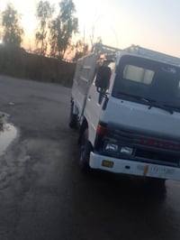 سياره للبيع تويوتا 07833100284