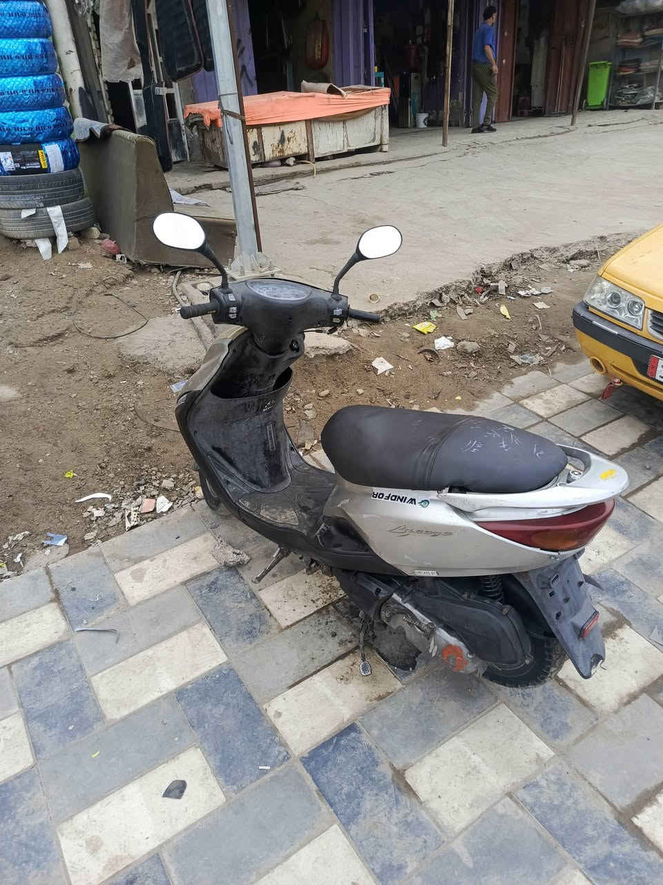 السلام عليكم دراجه بريز نظيفه جيب وياك بيتر وتعال اذا تريد نعومه شلعه معدل سعرها 500,000 وبيها مجال حق الجيه وانا خادم ***********
