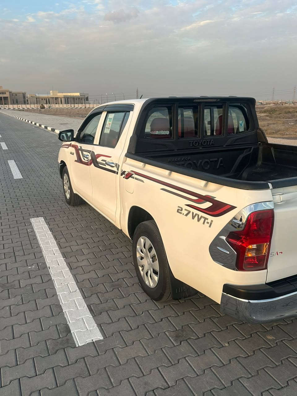 سلام عليكم هيلوكس 2021 مكفوله كفاله عامه رقم ربيل جديد سنويه منتهي تخم تاير حداديه جديده مكينه وكير وكسن مكفولات ماشيه 90جديده حيل حلوه عنوان بصره زبير 
***********
