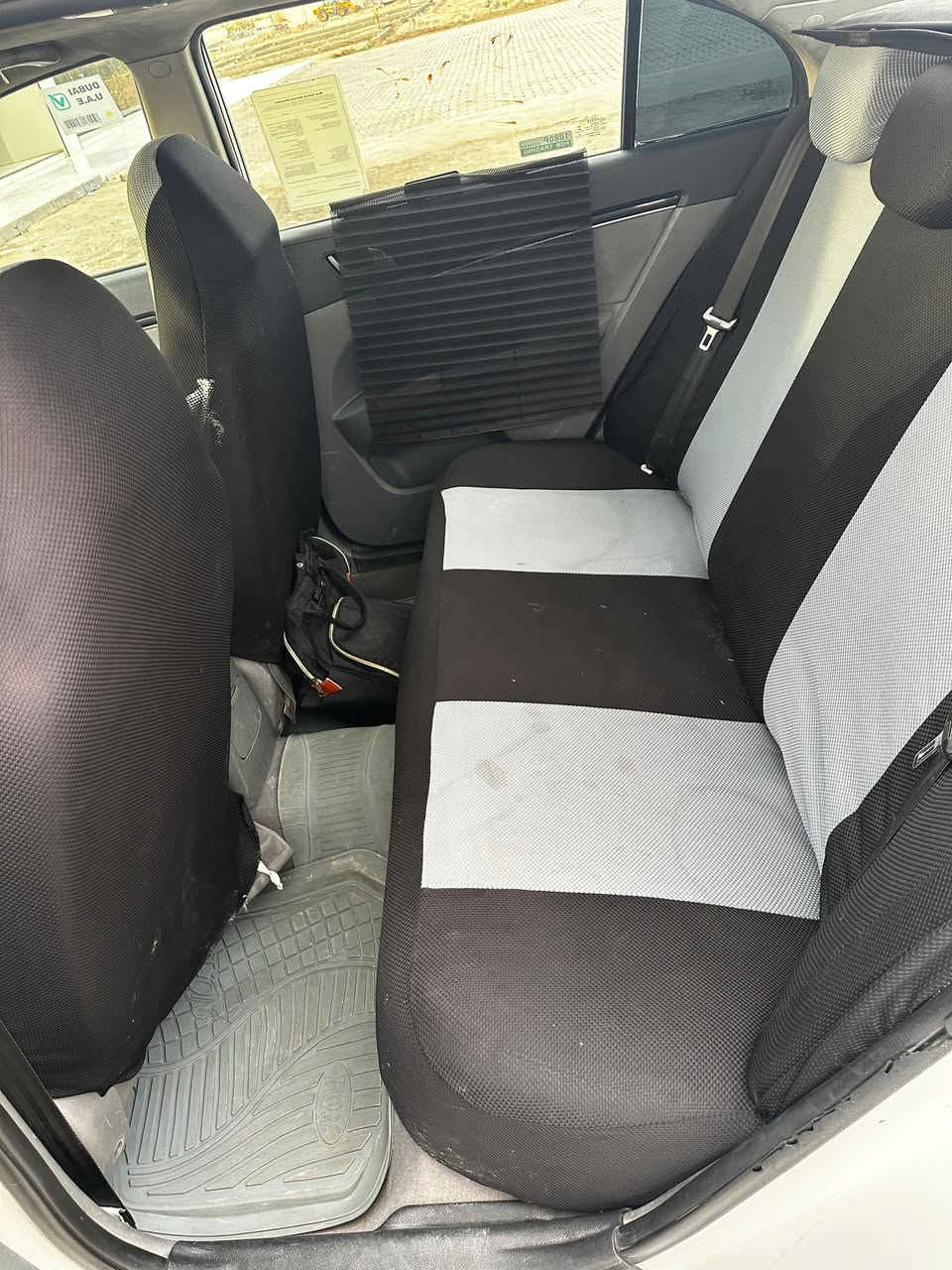 أيمكراند للبيع
م 2013
محرك كير كورلا يعني انسه البنيد
سياره جديده وفول
بيها قطعتين صبغ وانته تفحص
محرك كير شرط 
سلايت
تبريد تدفئة شرط
رقم دولي تحويل ثاني يوم
مكاني تكريت 
سعر 65 وبيها مجال.. ‏‪***********‬‏
