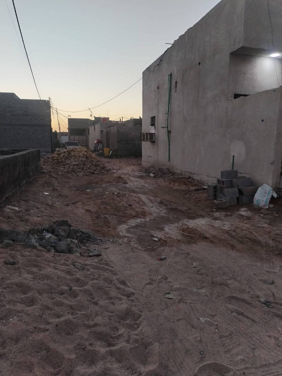 يالله
السلام عليكم
قطعه للبيع مساحه 150 متر طابو ملك زراعي 
شط العرب الجزيره الفيحاء شارع نهر ابو الزوري خلف الخطاط عليها شارعين مدفونه وكامله جاهزه للبناء السعر ب30 
للاستفسار ع هذا الرقم *********** متوفر واتساب
