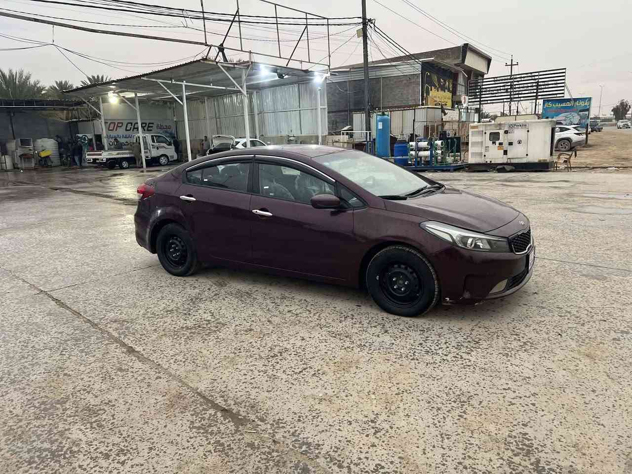 السلام عليكم
فورتي 2017 سياره حادثها قطعتين جاملغ وبنيد البنيد نفسه راجع بدون اي دواخل سياره جاهزه وخير من الله
العنوان بابل المسيب
السعر 115 وبها مجال
***********
***********
