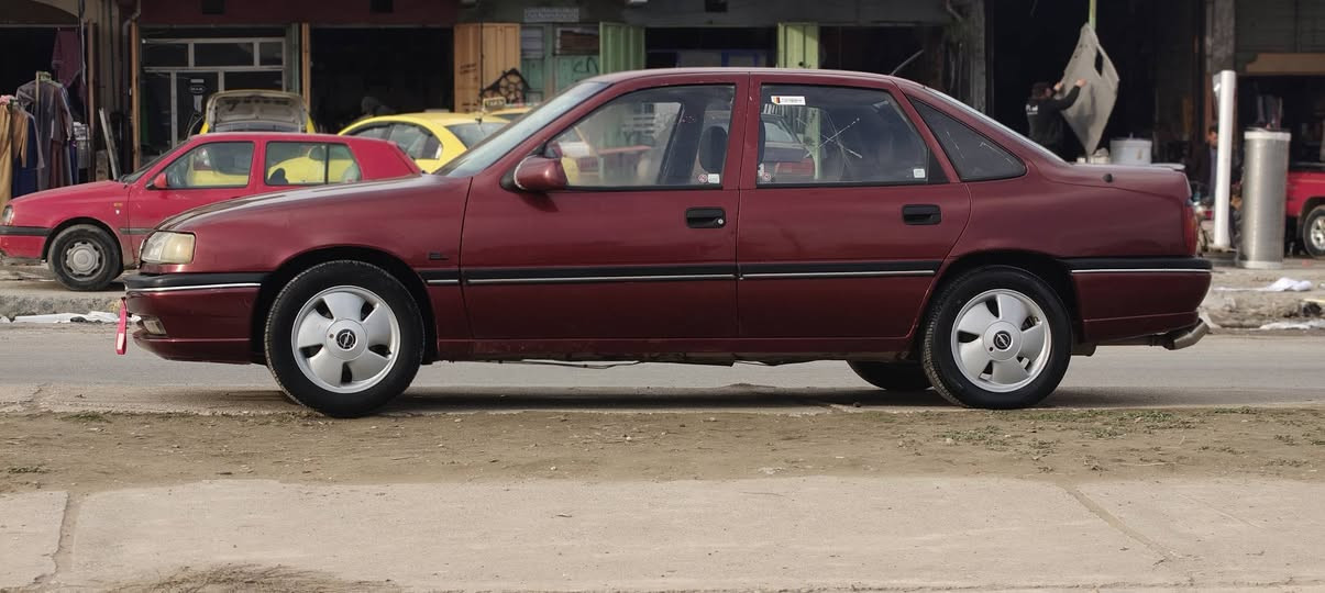 السلام عليكم اوبل فكترا حجم 20 موديل 92 محرك كير شرط طخماها وايرمنيه كلها شرط شاشه كاميره ويلكب اصلي صبغ دواير ودوسان رقم جديد كاربون بيها السعر 50 وبيها مجال سياره جاهزه ماتصرف عليها الف دينار للستفسار ***********كورك ***********
