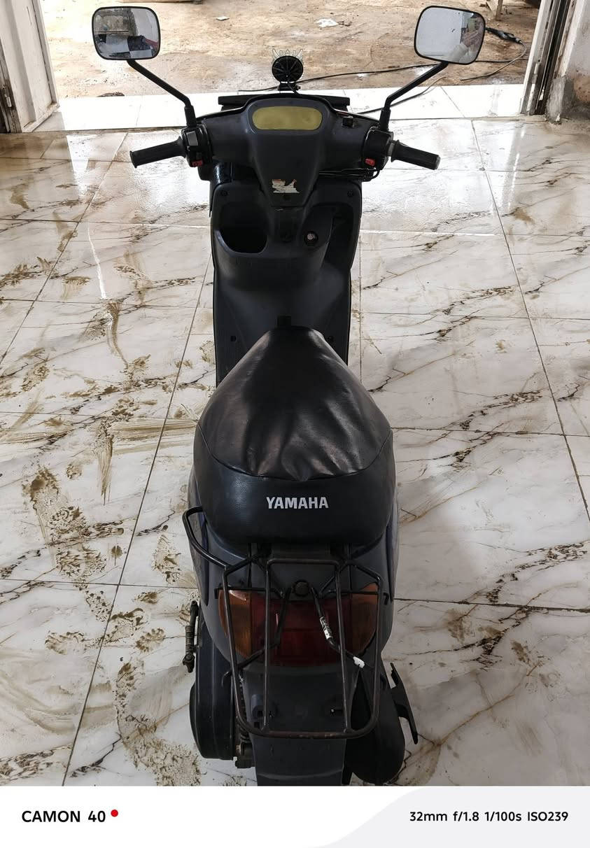 دراجه زعره خطين ام السله مامفتوحه مكفوله المكينه 
كهربائات شغاله فقط كيج السرعه عوزه سيم 
كلش نظيفه مال حاويه 

السعر 470 بيها مجال مكاني ديوانيه حي الفرات

***********
