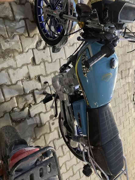 دراجه إيراني للبيع خمسه كير 
مواصفات بصمة أيد وبصمة
ريموند نظفه 80بالميه
المكان بغداد الحريه موبايل***********
