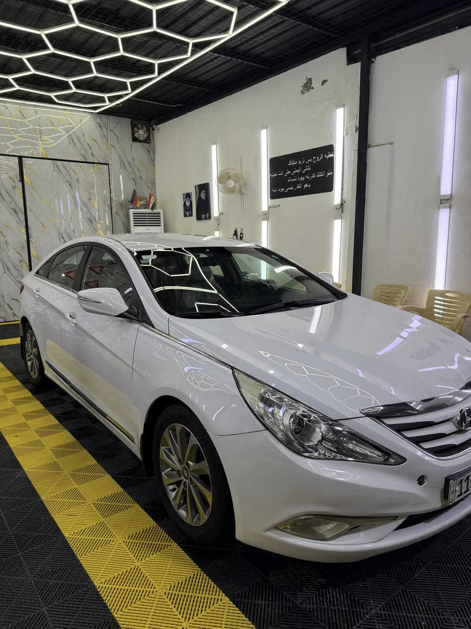 سوناتا خليجي 2013 مكفول كير ومحرك وصبغ فقط في الجاملغ الخلفي مثل ممبين بالسونار
السعر 135 بيهة مجال بسيط 
متوفر فقط اتصال وواتساب ***********
مكان السياره ديوانية
