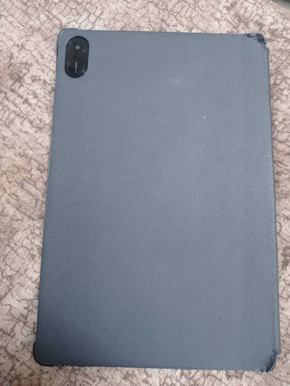 السلام عليكم /مستعمل
HONOR Pad X8a:

الشاشة: 11 إنش TFT LCD (IPS)

الدقة: 1920 × 1200 (FHD+)

معدل التحديث: 90 هرتز

المعالج: Qualcomm Snapdragon 680 ثماني النواة

النظام: Android 14 مع MagicOS 8.0

الذاكرة: 4 جيجابايت RAM (مع RAM Turbo) + 64 أو 128 جيجابايت تخزين

منفذ الذاكرة: يدعم microSD حتى 1 تيرابايت

الكاميرا الخلفية: 5 ميغابكسل

الكاميرا الأمامية: 5 ميغابكسل

البطارية: 8300mAh

السماعات: 4 سماعات ستيريو

الاتصال: Wi-Fi مزدوج النطاق، Bluetooth 5.1، USB-C، OTG
السعر 230 وبي مجال 
***********
