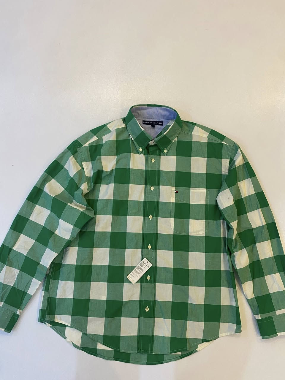 TOMMY Hilfiger 
قياس -لارج 

توصيل كل محافظات


**إذا كنت صاحب هذا الإعلان وتريد حذفه لأي سبب، رجاءا أرسل رسالة إلى الدعم الفني**