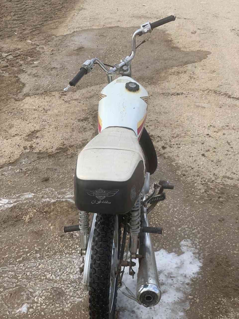 السلام عليكم دراجه اربعه كير للبيع السعر 275 وبيهه مجال قليل الدراجه #كلك شاصي ارشا و المحرك سيجي ساما المكينه خرسه الله شاهد مكاني مقابيل سيطره عفك الرئيسية


**إذا كنت صاحب هذا الإعلان وتريد حذفه لأي سبب، رجاءا أرسل رسالة إلى الدعم الفني**