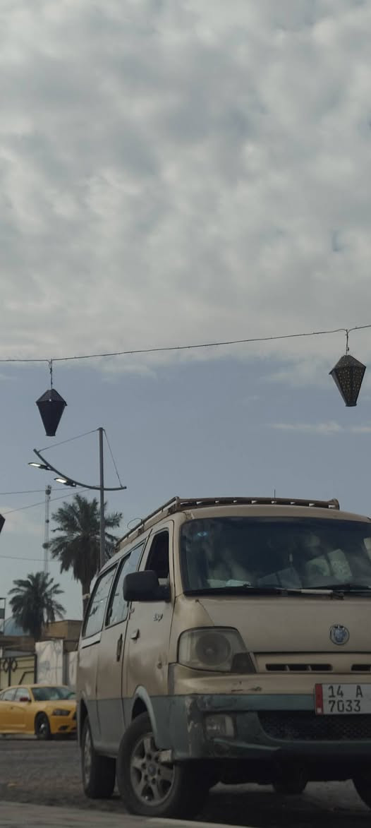 سلام عليكم 
سياره منغولي البيع 
مديل 2004 
سياره معمره 
مكينه كير اكسل جديد 
سياره حلوه ونضيفه وخير من يم الله 
سنويه 2028 سياره بسمي 
سياره مصفره هيئه و غرامات 
موقع البصره شط العرب 
سعر خاص تواصل معه الرقم ***********
