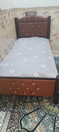 سرير • أثاث غرفة نوم • غرفه اخشاب