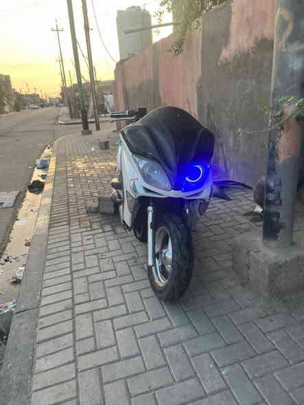 سلام عليكم ورحمة الله وبركاته. دراجه فورزه صفر 9دراجه انطي ضمان بالمكينه شرط ماساحكه ونطي ضمان بالجويتر والكهربائيات الدراجه مسوي ادامه كلجات جددد وقايش وفيتبم ونوزل. دراجه ماناقصها شي. زائد تزويد دبلات خلفي نيكل تجي ان الجك. زائد وجه بومه وياها وجها الاصلي ولقود ايضن.. الدراجه اوراقها كاملها كبل تروح ترقم. الدراجه ماناقصها شي. ابد بس بيها ملاحضات بالكفر. السعر المطلوب، 950وبيها مجال قليل. لان اريد اسافر الدراجه نضيفه الرقم ***********

