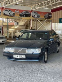 فولفو 940 لون ازرك سياره جاهزه سنويه بسمنه هزه جديده كهربائيات كله شغا...