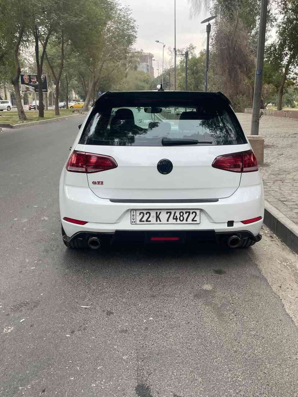 ✅ وارد أمريكي�✅ كير عادي (Manual)�✅ محرك 2.0 Turbo�✅ ممشى 63 ألف مايل فقط
المواصفات:�• صبغ وكالة عدا ضرر بسيط سابق�• داخلية جلد مع تدفئة�• تشغيل بصمة�• فتحة سقف�• شاشة ونظام معلومات متكامل�• تبريد وتدفئة
الصيانة والإضافات:�• كلج جديد�• برمجة 4Brothers�• داون بايب + كزوز 3 إنج�• شوتة رياضية�• السيارة مصروفة عليها وجاهزة للاستخدام
✅ مكينة وجير بحالة ممتازة�✅ جاهزة للفحص بأي مكان 
السعر 150$ 
📍 الموقع: بغداد
📞 ***********�اتصال أو واتساب
