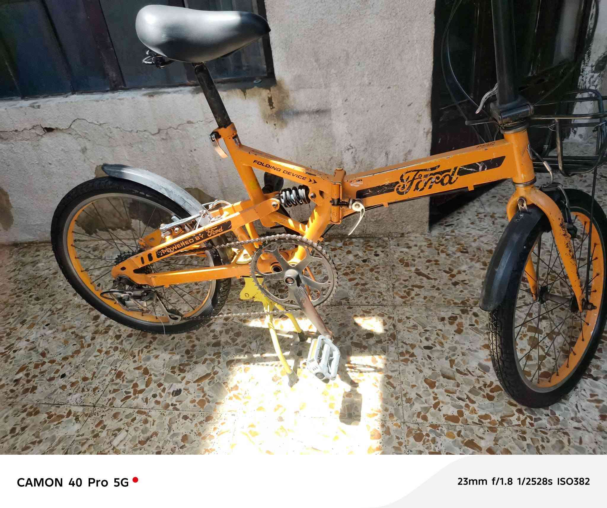سلام عليكم بايسكل  🚲حجم 20 تايرات2جدد بايسكل نضيف مكان بغداد 
السعر 85وبي مجال. 
 رقم ... :*********** .
